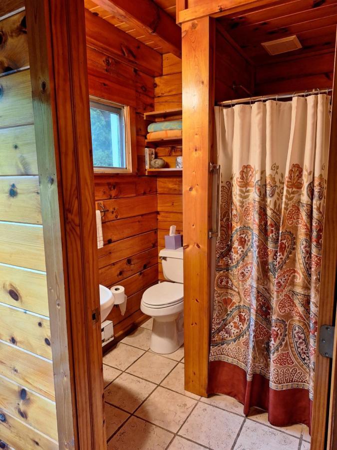 Neshannock Creekside Log Cabin Volant Buitenkant foto
